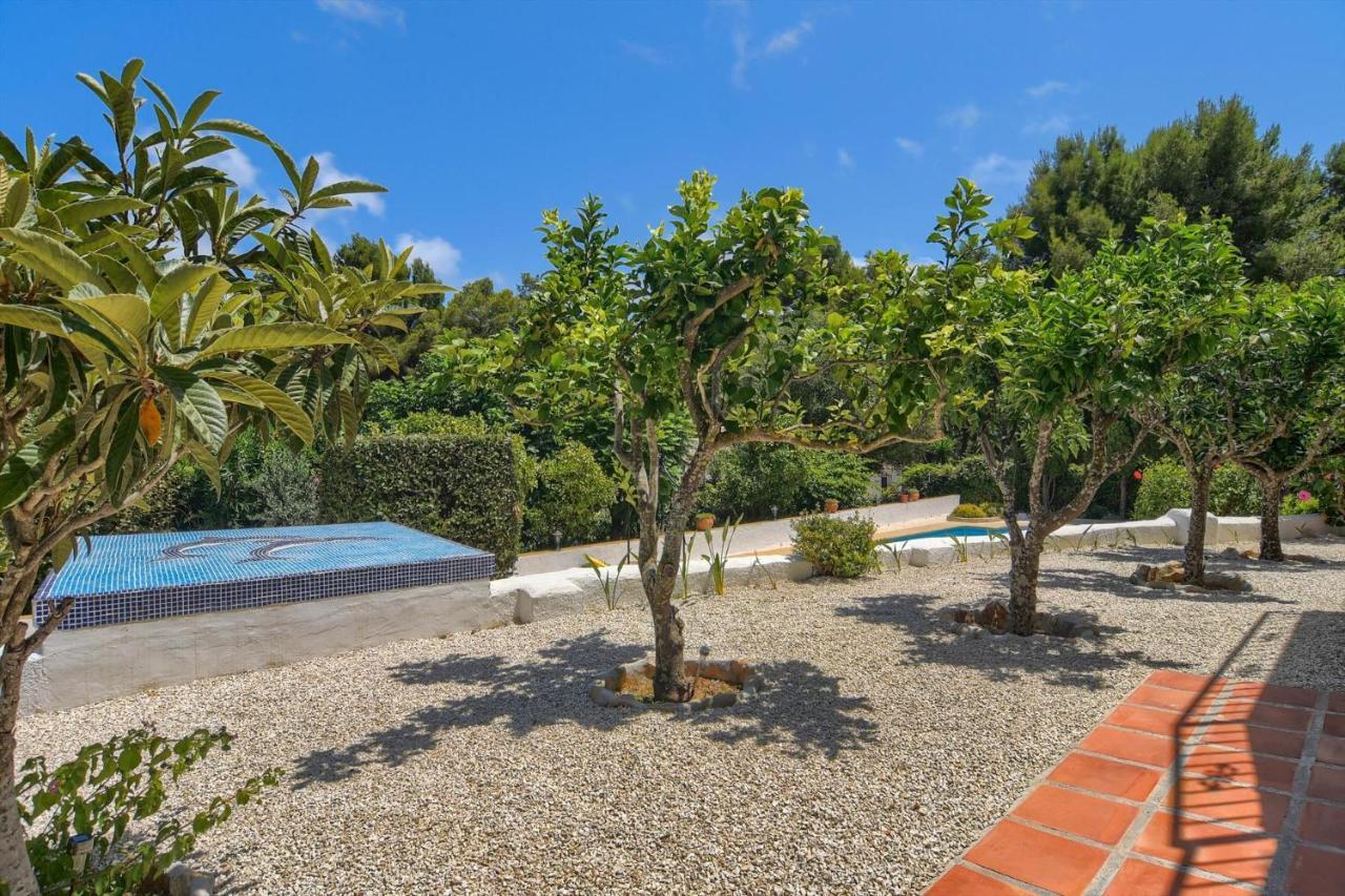 Villa Margarita - A Tranquil Oasis With Large Private Pool Jávea Buitenkant foto